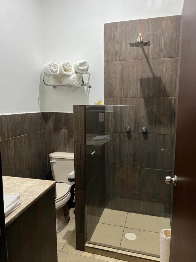 Catedral 304 Hotel Пуебла Екстериор снимка