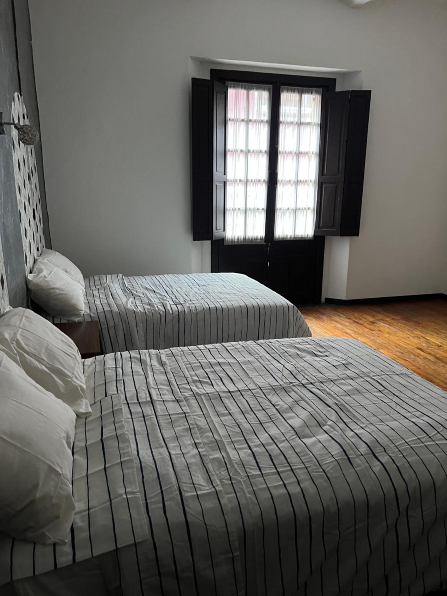 Catedral 304 Hotel Пуебла Екстериор снимка